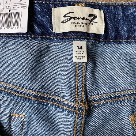 NWT Seven7 Women’s Straight Jeans Size 14 - Picture 8 of 12